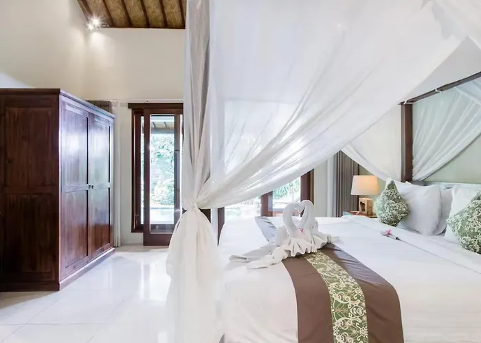 Villa The Clovewood Seminyak