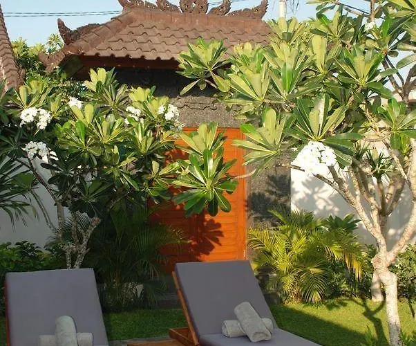 Villa The Clovewood