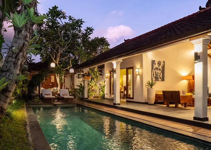 The Clovewood * Seminyak