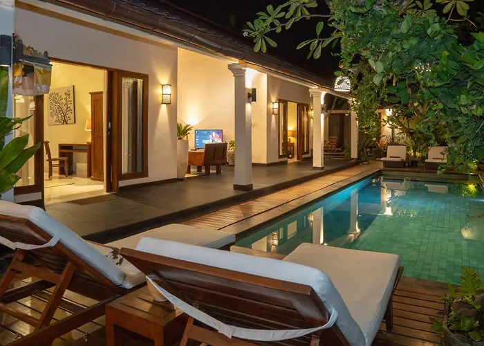 The Clovewood Villa